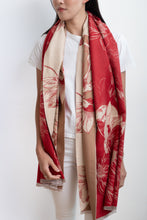 Load image into Gallery viewer, Magnolia Shawl