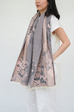 Load image into Gallery viewer, Lotus Shawl (Sample Sale)