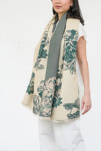 Load image into Gallery viewer, Lotus Shawl (Sample Sale)