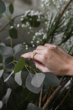 Load image into Gallery viewer, Estrella Ring