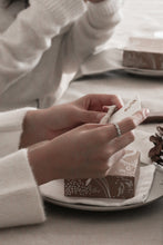 Load image into Gallery viewer, Noel Ring