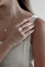 Load image into Gallery viewer, Estrella Ring