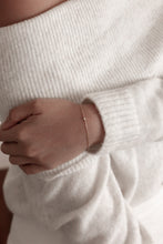 Load image into Gallery viewer, Enchante Bracelet