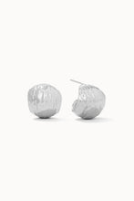 Load image into Gallery viewer, Orisis Earrings
