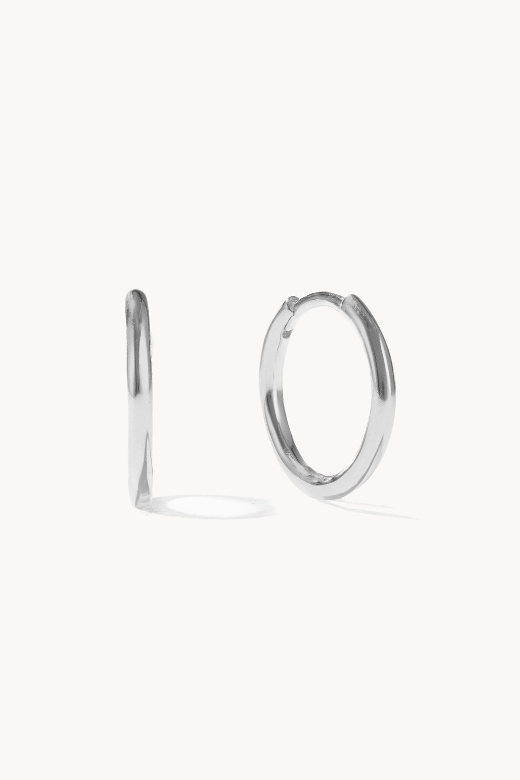 Essentiale Hoops