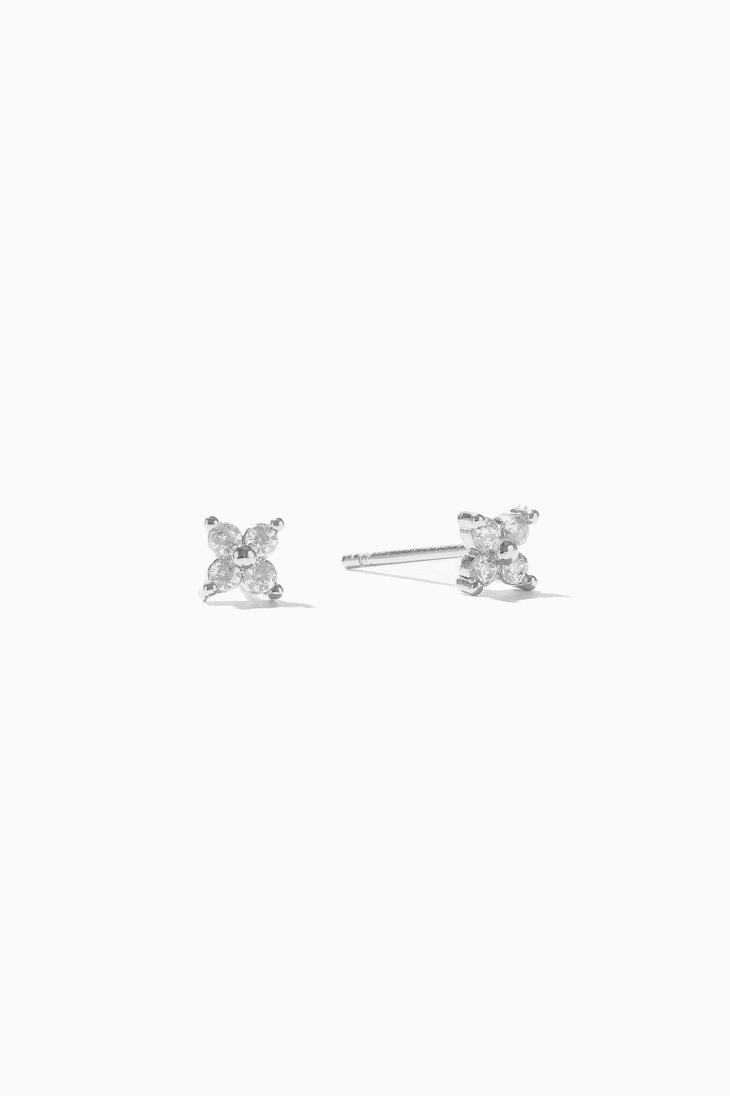 Briar Studs