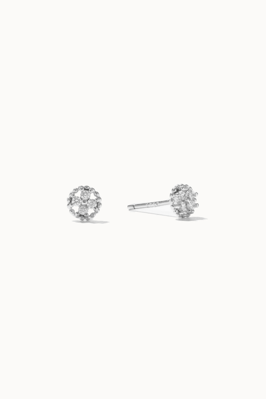 Cercle Studs