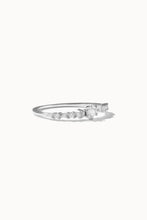 Load image into Gallery viewer, Lumiere Ring
