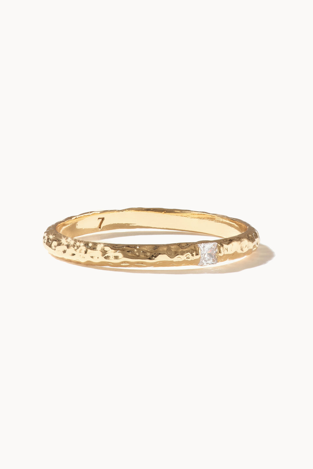 Amare Ring