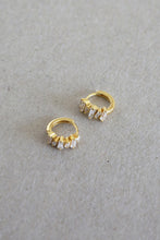 Load image into Gallery viewer, Baguette Stone Cuffs
