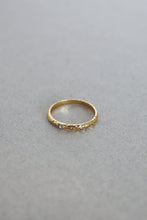 Load image into Gallery viewer, Amare Ring

