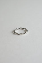 Load image into Gallery viewer, Flaner Ring
